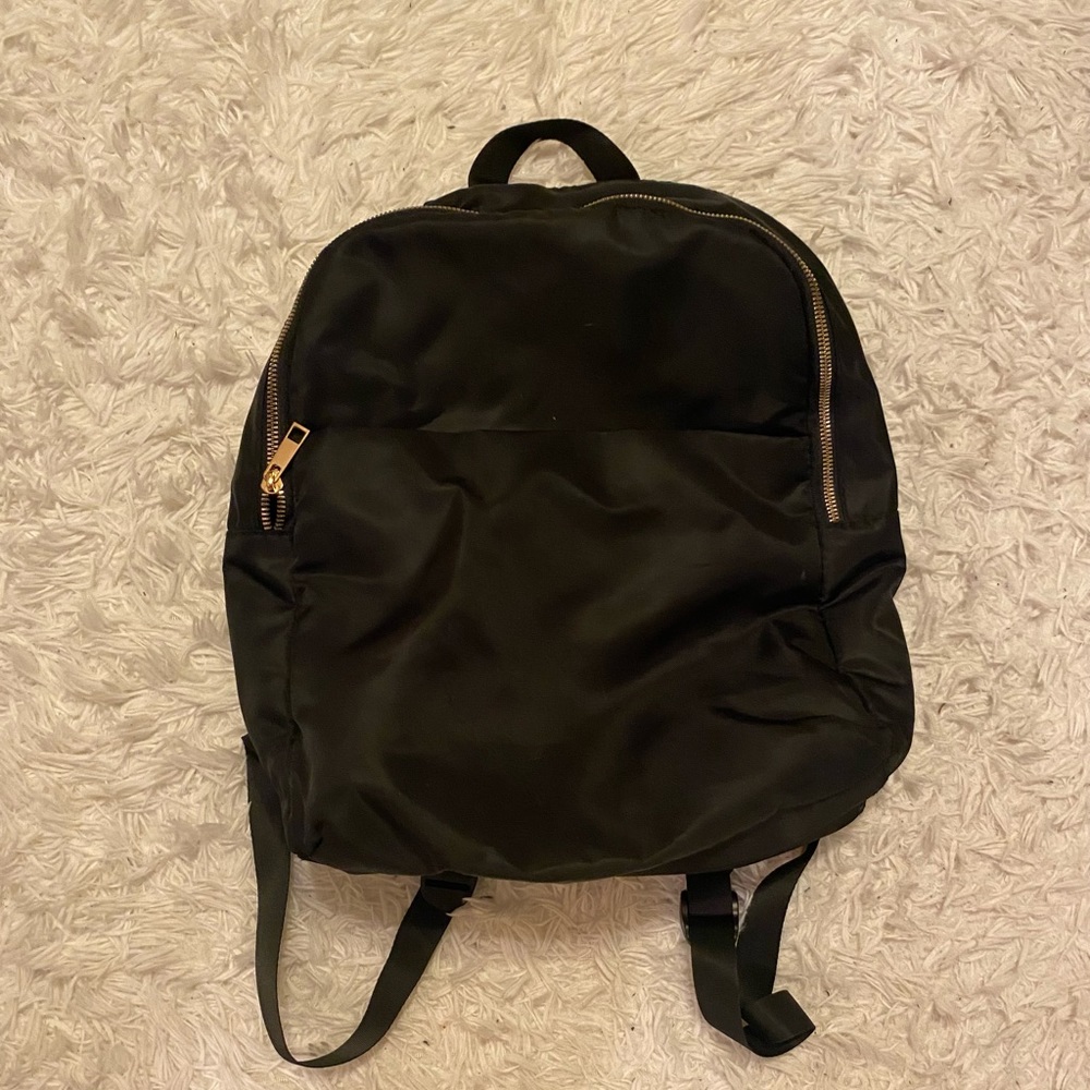 black backpack